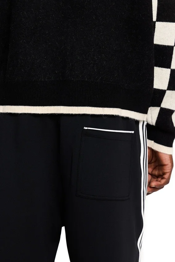 Chequered Sleeve Knit
