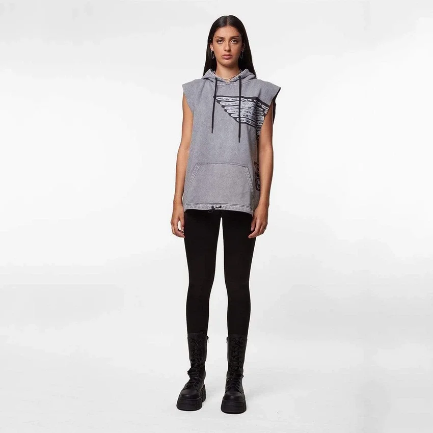 Stencil Short Sleeve Hood